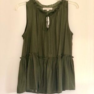 NWT Loft sleeveless tie-neck top in size medium